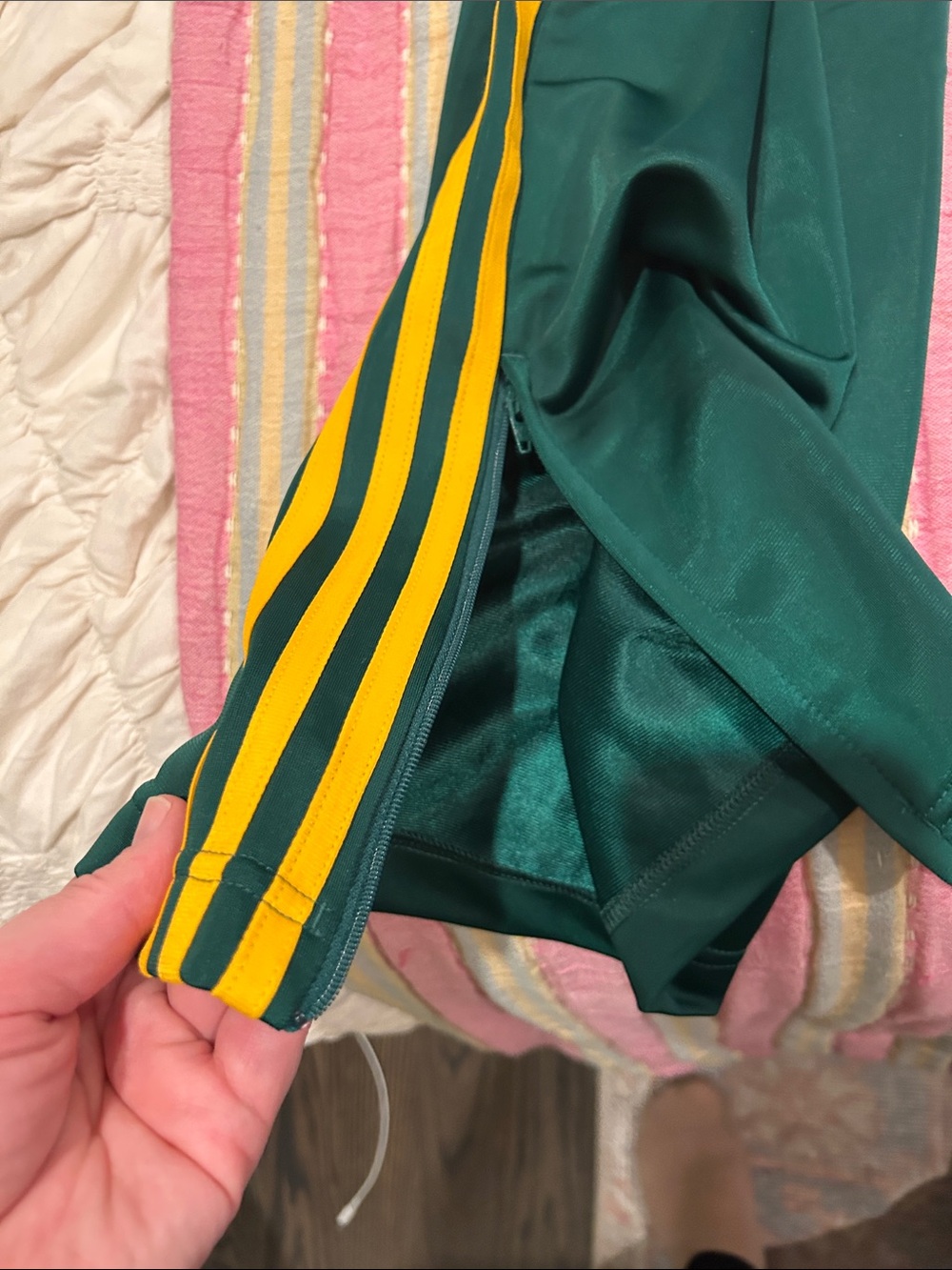 Adidas CLASSIC FIREBIRD LOOSE TRACKSUIT - Picture 14 of 15